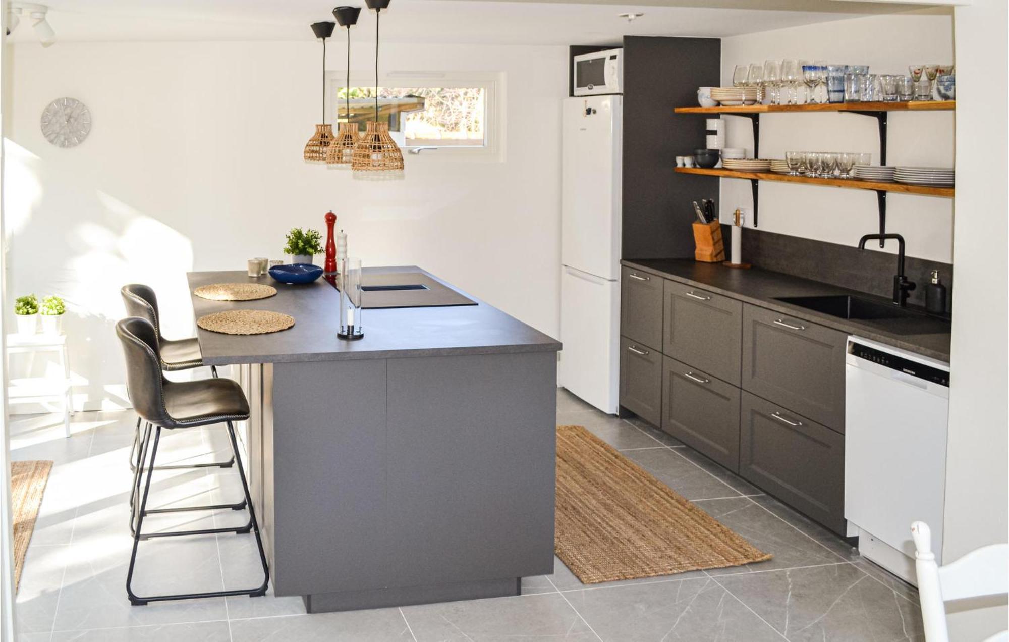 Gorgeous Home In Borrby With Wifi Extérieur photo